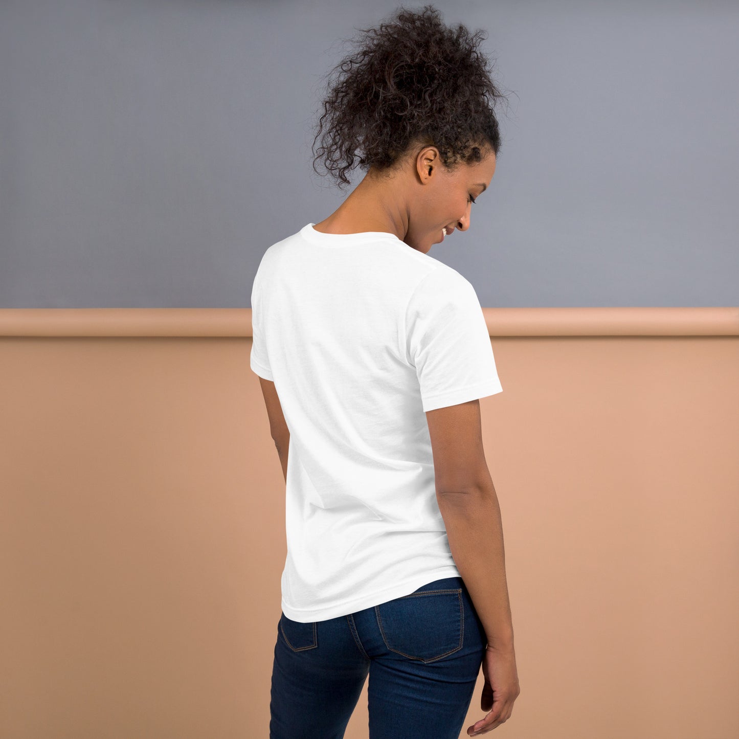 Spicy cat cartoon with murder mittens raised